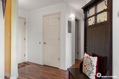 Entry_Hallway_2