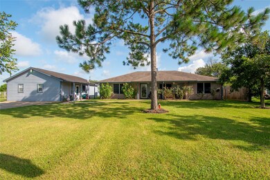 6422 County Road 390, Alvin, TX 77511 - photo 2