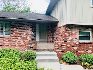 773 Persimmon Place, Columbus, OH 43213 - photo 4