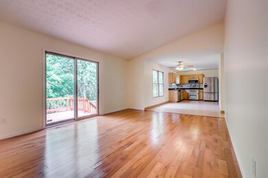 15 - 3538 Blendon Bend-15.jpg
