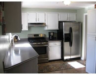 23 Winslow St, Shrewsbury, MA 01545 - photo 5