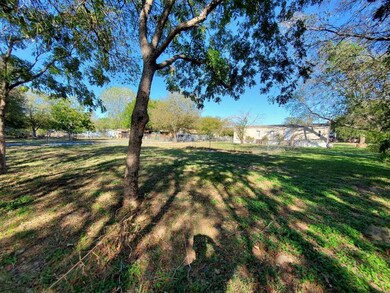 4901 Barton Rd, Joshua, TX 76058 - photo 3