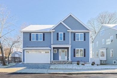 35 Wilson St, Medford, MA 02155 - photo 2