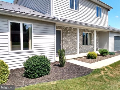 651 Mahantango Dr, Chambersburg, PA 17202 - photo 5