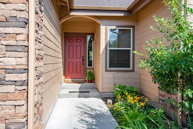 Bob&JuliesExterior-01A