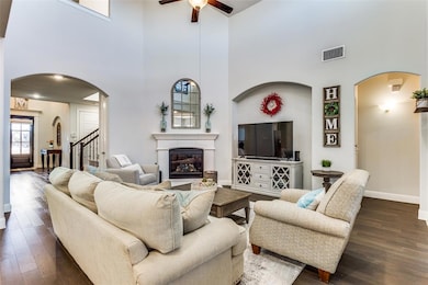 318 Day Lily Dr, Wylie, TX 75098 - photo 2