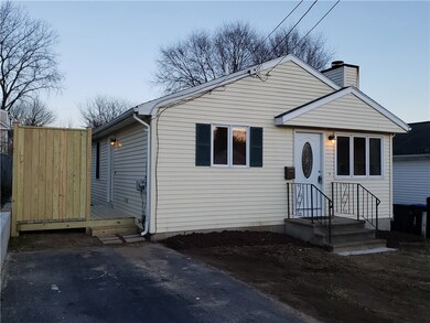 27 Ophelia St, Providence, RI 02909 - photo 3