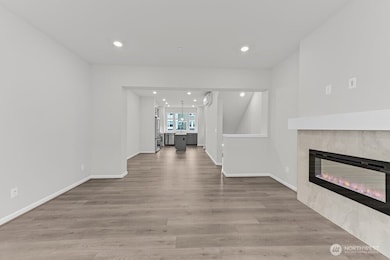 19288 NE 69th Circle Unit 104 ~ Ready Now