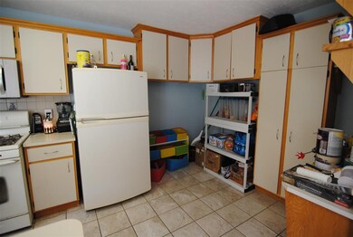 6 Foxmoor Cir unit U143, Nashua, NH 03063 - photo 4