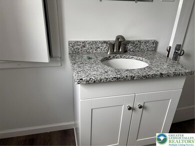 307 E Lexington St unit 311, Allentown, PA 18103 - photo 4