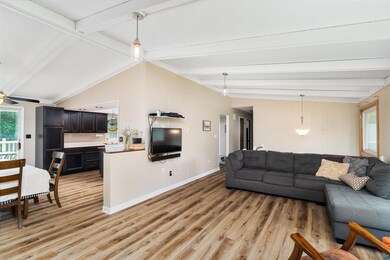 35 Flynn St, Esko, MN 55733 - photo 5