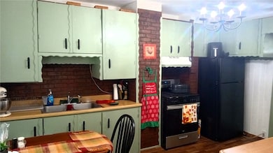 201 Bernstein Ave, Canonsburg, PA 15317 - photo 2