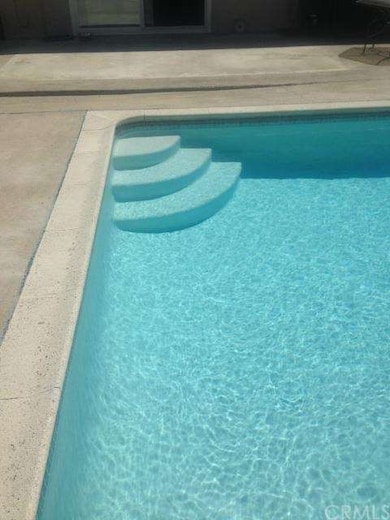 Brand new, white marble plaster, for a long lastin