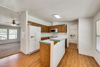 147 Clay Ct, Springtown, TX 76082 - photo 6