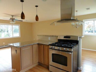 204 Devon Ct, Linthicum Heights, MD 21090 - photo 5