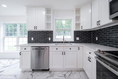 2285 Troy Schenectady Rd, Schenectady, NY 12309 - photo 5