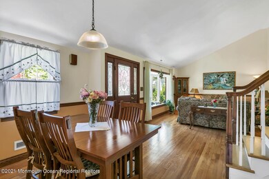 4 Knapp Cir Middletown NJ-large-010-024-