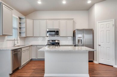 1134 Tomball Downs Dr, Tomball, TX 77375 - photo 3