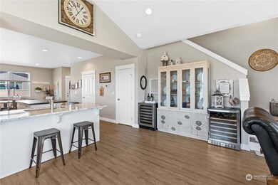 284 S Nevada Ave, East Wenatchee, WA 98802 - photo 3