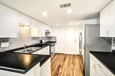 11002 Maple Rock Dr, Humble, TX 77396 - photo 4