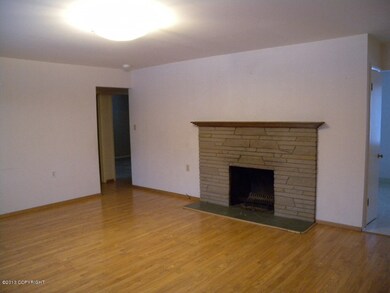 1605 W 33rd Ave, Anchorage, AK 99517 - photo 2