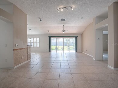 17483 SE 74th Raes Hall Ave, The Villages, FL 32162 - photo 4