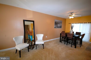 5078 Kimi Gray Ct SE, Washington, DC 20019 - photo 4