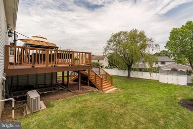 2713 Beacon Dr, Reading, PA 19608 - photo 5