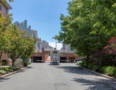 710 Chandlers Wharf_W5_044
