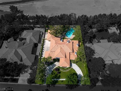 No building on single parcel directly behind home