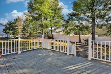 71 Watson St, Nashua, NH 03064 - photo 7