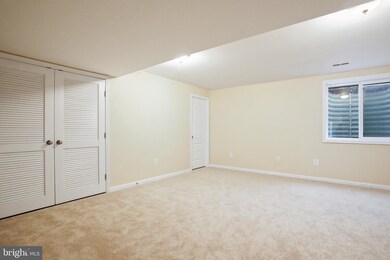 10382 Lantern Ln, Hagerstown, MD 21740 - photo 6
