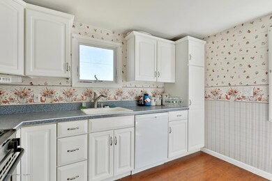 38 Bay Ave, North Middletown, NJ 07748 - photo 5