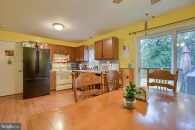 2005 Aspen Ln, Columbia, PA 17512 - photo 5