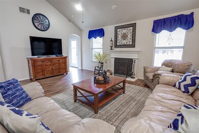 1301 Cedar Branch Dr, Wylie, TX 75098 - photo 3