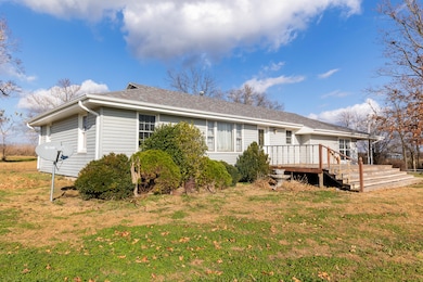 353 Durington Rd, Buffalo, MO 65622 - photo 2