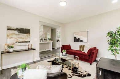 011_726d_L 268 E Blake Ave028