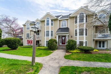 306 Carriage Ln unit 306, Taunton, MA 02780 - photo 3