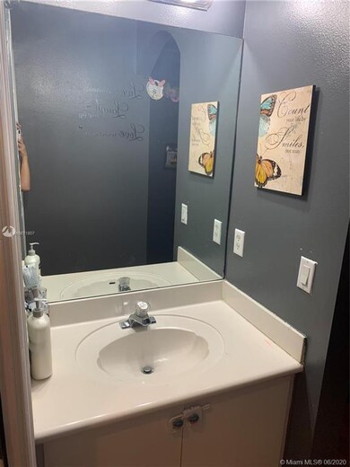 unlisted-address, Pembroke Pines, FL 33025 - photo 7