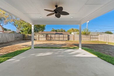 2106 22nd Ave N, Texas City, TX 77590 - photo 7