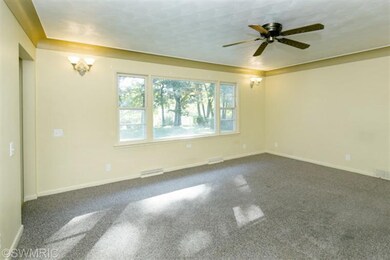 11259 Oakland Dr, Schoolcraft, MI 49087 - photo 2