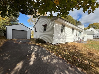 13 Colony Place, Millinocket, ME 04462 - photo 2