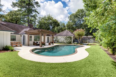 12106 Cobblestone Dr, Houston, TX 77024 - photo 3