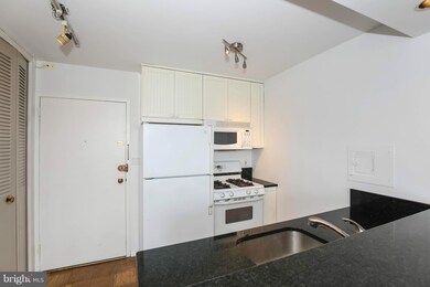 Letterman House unit 909, Washington, DC 20006 - photo 6