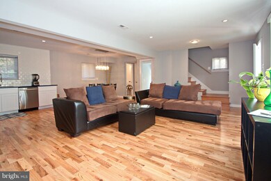 6304 Roanoke Ave, Riverdale, MD 20737 - photo 4