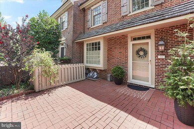102 Willowmere Ln, Ambler, PA 19002 - photo 2