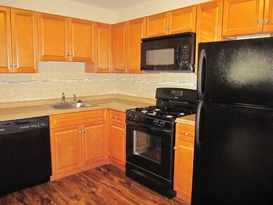 720 Main St unit 4, South Weymouth, MA 02190 - photo 3