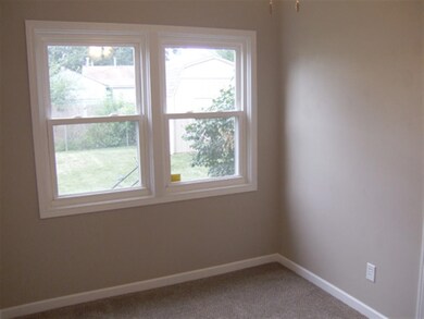 2103 W 69th St, Davenport, IA 52806 - photo 7