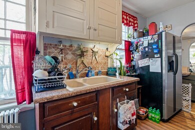 141 Old Dorwart St, Lancaster, PA 17603 - photo 2