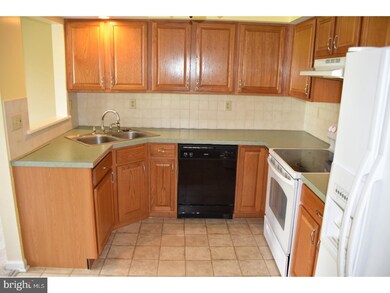 4050 Parkside Ct, Mount Joy, PA 17552 - photo 3